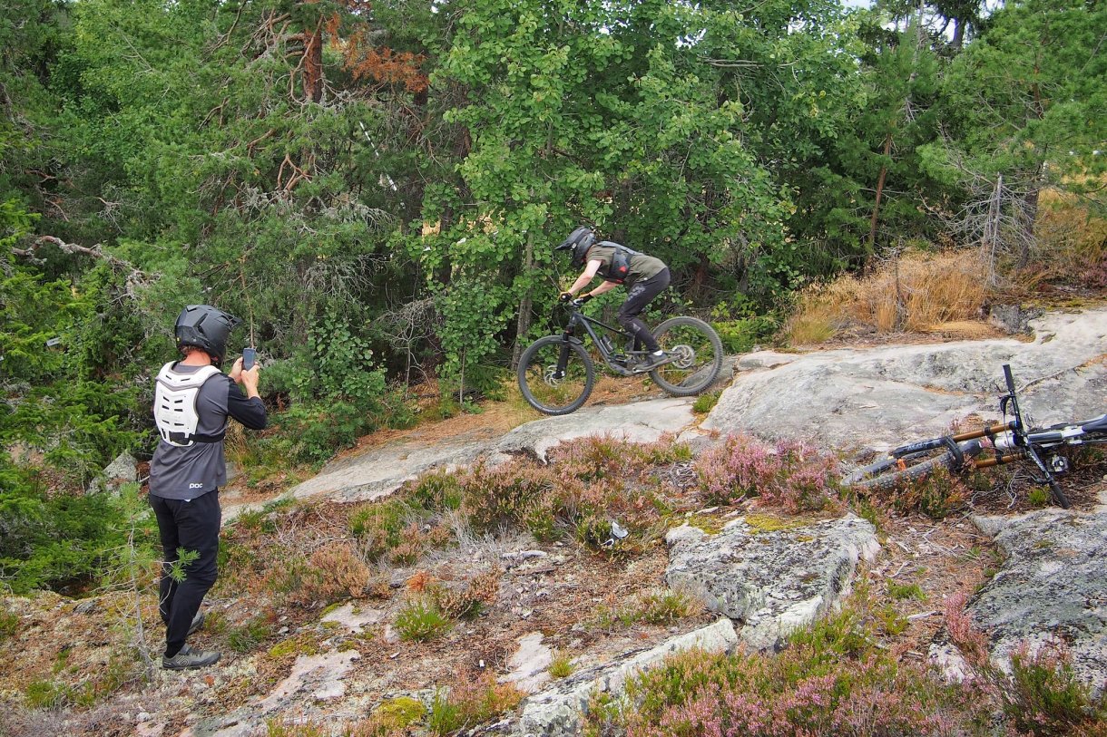 MTB kurs med coach privatlektion downhill.